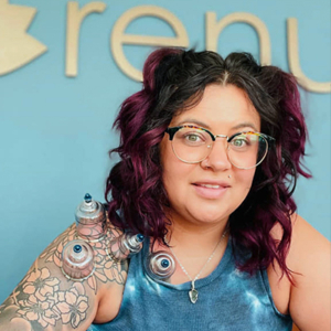 Headshot of Rosalinda, Renu Therapist